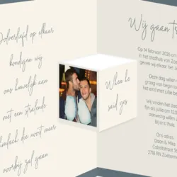 Trouwkaart parelmoer blauwe streep met foto's