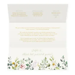 Trouwkaart met bloemen smal mapje met lint en goudfolie