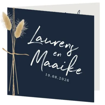 Trouwkaart blauw met droogbloemen