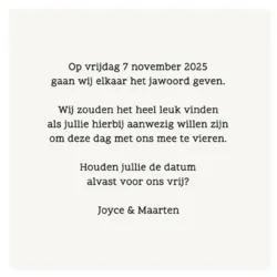 Save the date zwart witte bloemen met goud folie