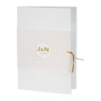 Trouwkaart Witte pochette met geometrisch patroon in koperfolie