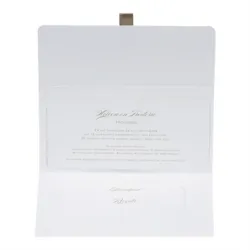 Trouwkaart Witte clutch met confetti in goudfolie Wij trouwen