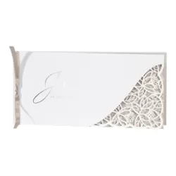 Trouwkaart Langwerpige witte trouwkaart met gelaserd kantmotief NL - bruin