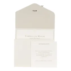 Trouwkaart Elegante trouwkaart met kantmotief in flock - beige