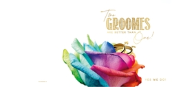 Trouwkaart regenboogkleuren roos met ringen voor mannen